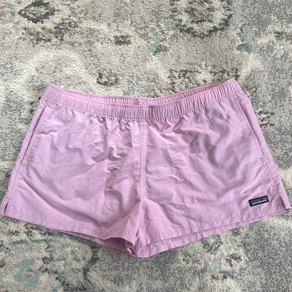 Patagonia Pants - Patagonia Women's 2.5" Barely Baggies Shorts